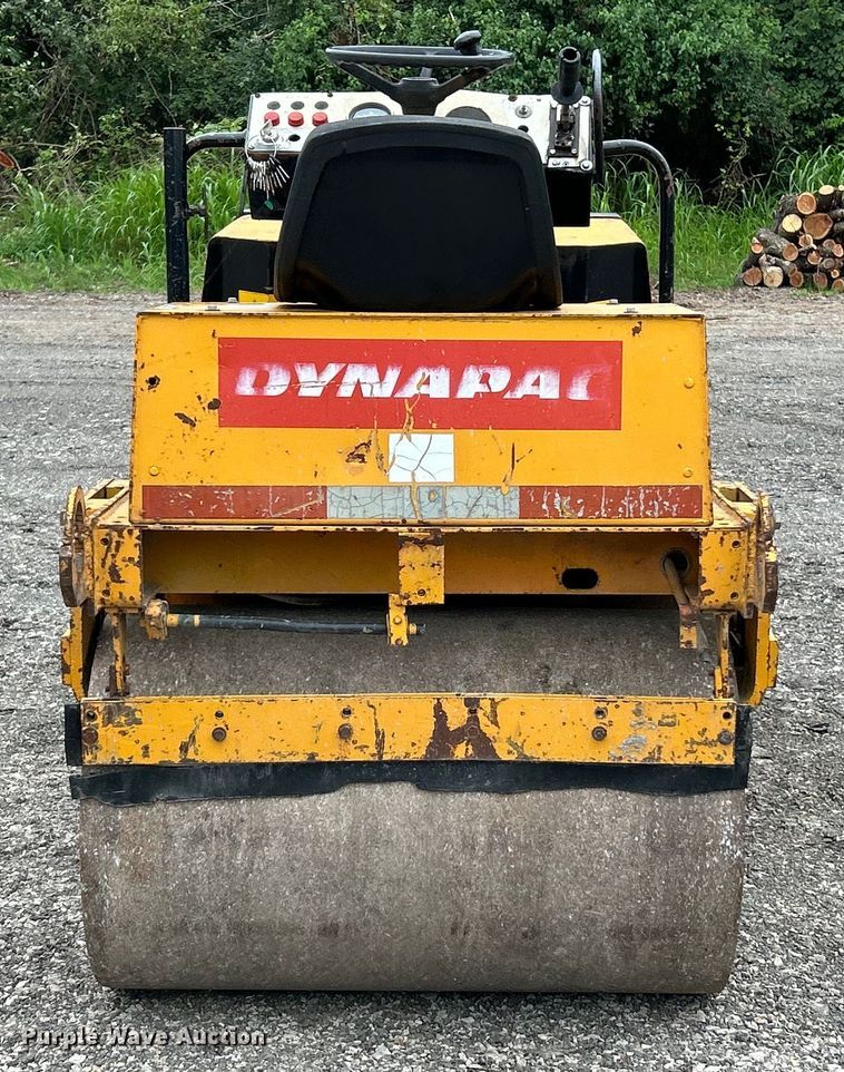 image for item EK3037 1986 Dynapac  CC10 double drum vibratory roller