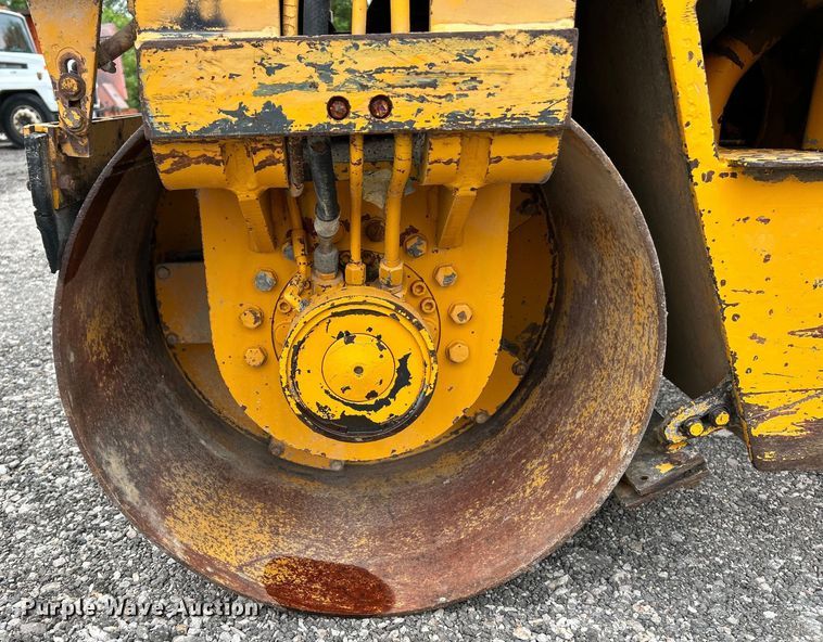 image for item EK3037 1986 Dynapac  CC10 double drum vibratory roller