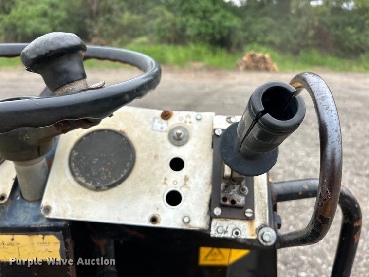 image for item EK3037 1986 Dynapac  CC10 double drum vibratory roller