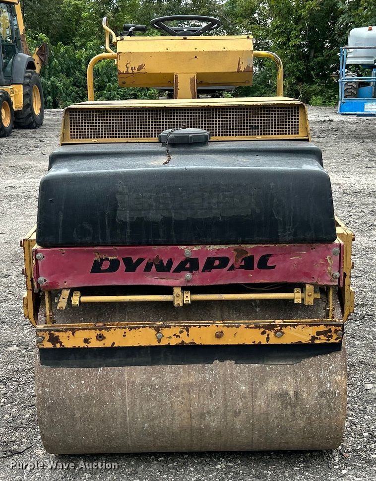 image for item EK3038 1986 Dynapac  CC10 double drum vibratory roller