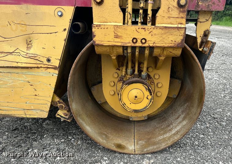 image for item EK3038 1986 Dynapac  CC10 double drum vibratory roller