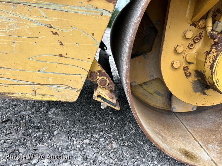 image for item EK3038 1986 Dynapac  CC10 double drum vibratory roller