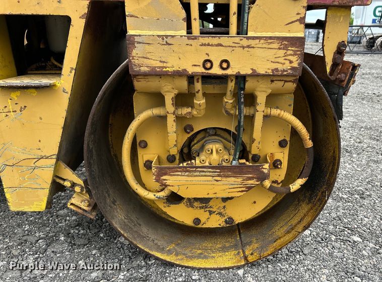 image for item EK3038 1986 Dynapac  CC10 double drum vibratory roller