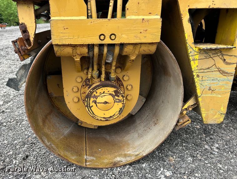 image for item EK3038 1986 Dynapac  CC10 double drum vibratory roller