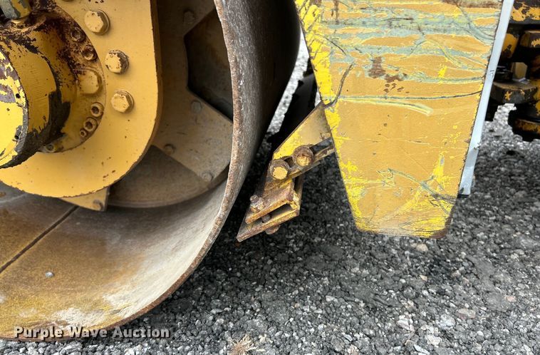 image for item EK3038 1986 Dynapac  CC10 double drum vibratory roller