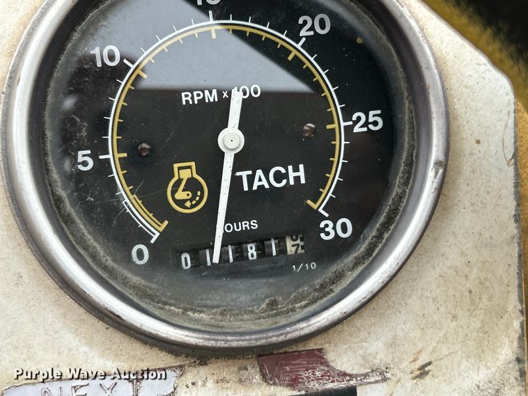 image for item EK3038 1986 Dynapac  CC10 double drum vibratory roller