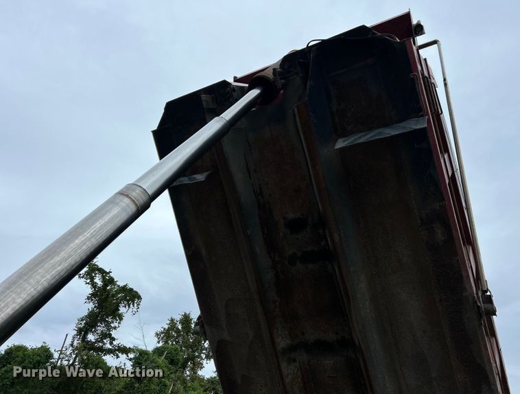 image for item EK3039 2000 Kenworth T800 dump truck