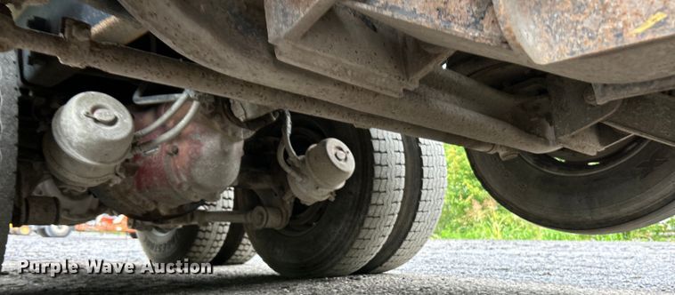 image for item EK3039 2000 Kenworth T800 dump truck