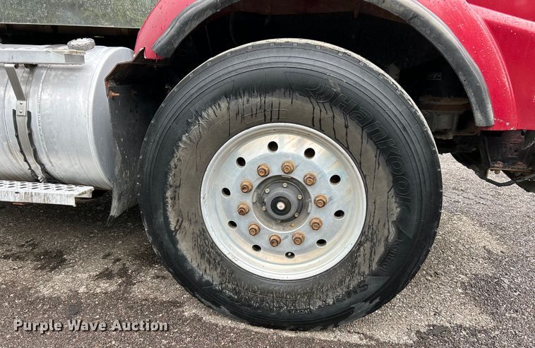 image for item EK3039 2000 Kenworth T800 dump truck