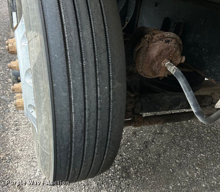 image for item EK3039 2000 Kenworth T800 dump truck