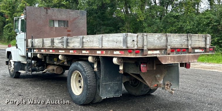 image for item EK3040 1998 Mack CS200P flatbed truck