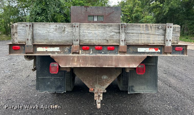 image for item EK3040 1998 Mack CS200P flatbed truck