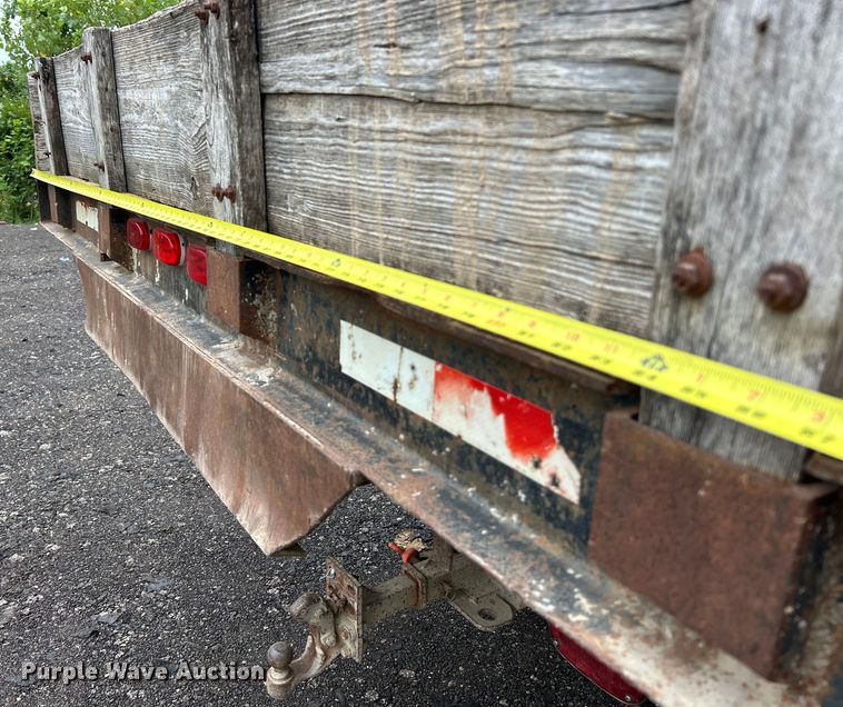 image for item EK3040 1998 Mack CS200P flatbed truck