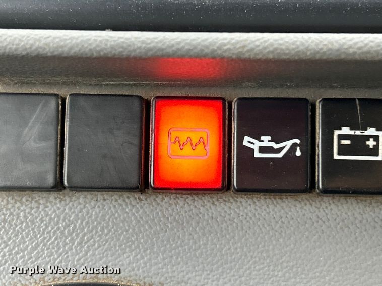 image for item EK3040 1998 Mack CS200P flatbed truck