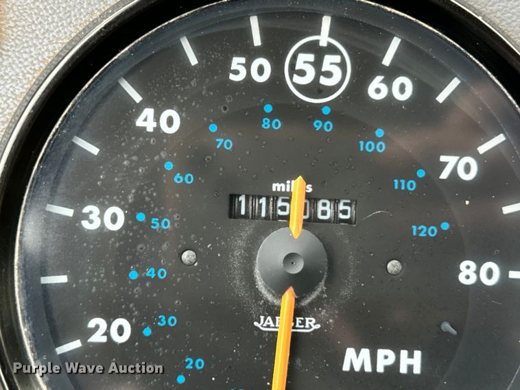 image for item EK3040 1998 Mack CS200P flatbed truck