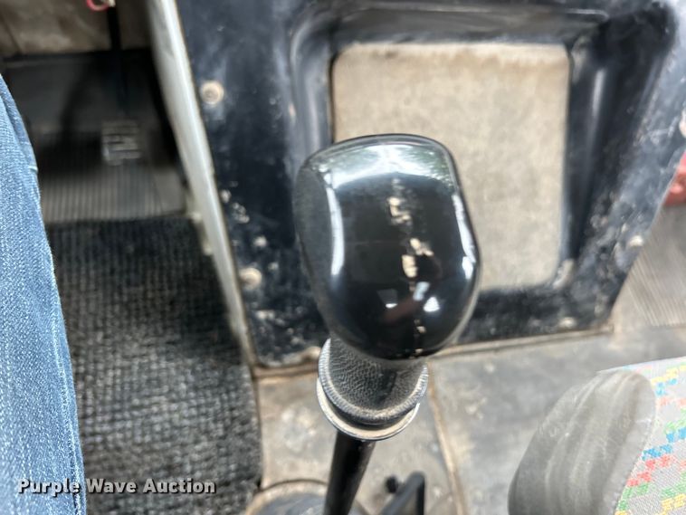 image for item EK3040 1998 Mack CS200P flatbed truck