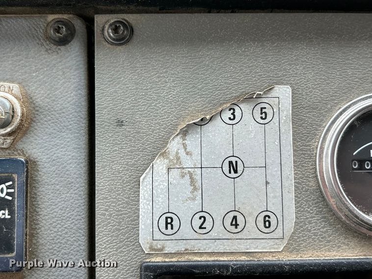 image for item EK3040 1998 Mack CS200P flatbed truck