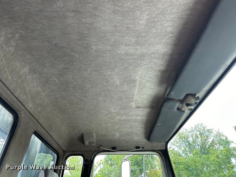 image for item EK3040 1998 Mack CS200P flatbed truck