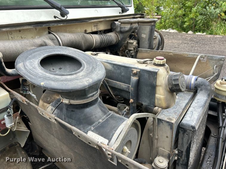 image for item EK3040 1998 Mack CS200P flatbed truck