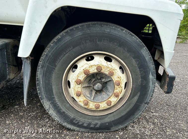 image for item EK3040 1998 Mack CS200P flatbed truck