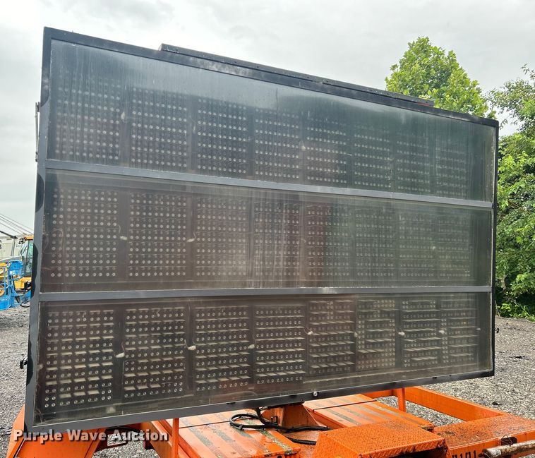 image for item EK3041 (2) Ver-mac PCMS 1210 message boards 