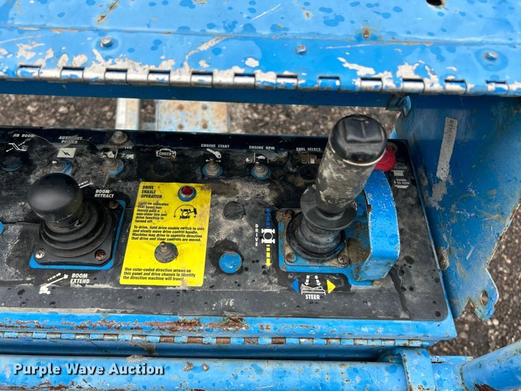 image for item EK3042 1999 Genie  S60 boom lift