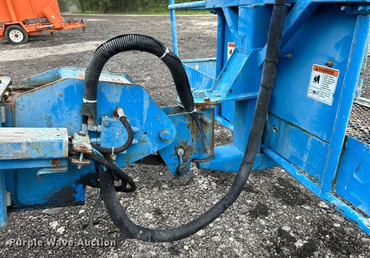 image for item EK3042 1999 Genie  S60 boom lift