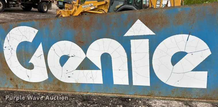 image for item EK3042 1999 Genie  S60 boom lift