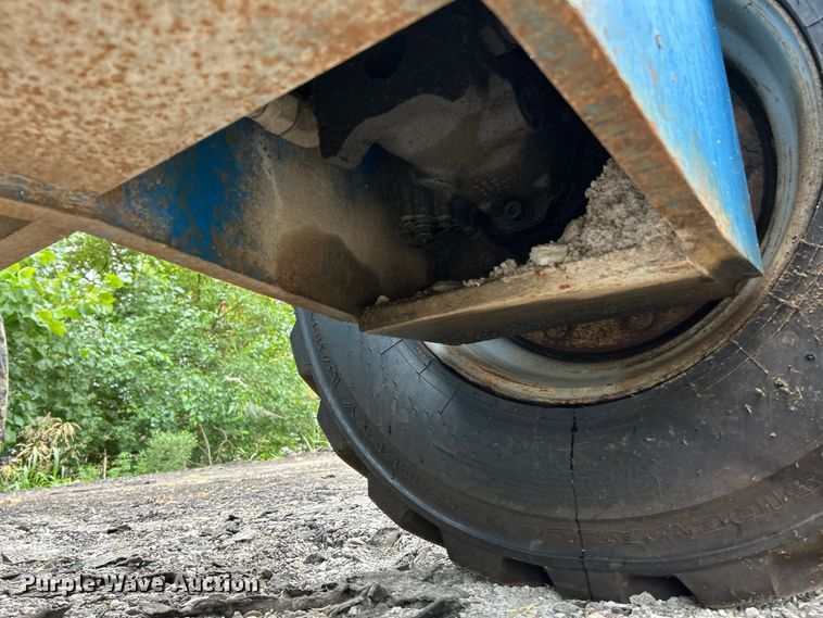 image for item EK3042 1999 Genie  S60 boom lift