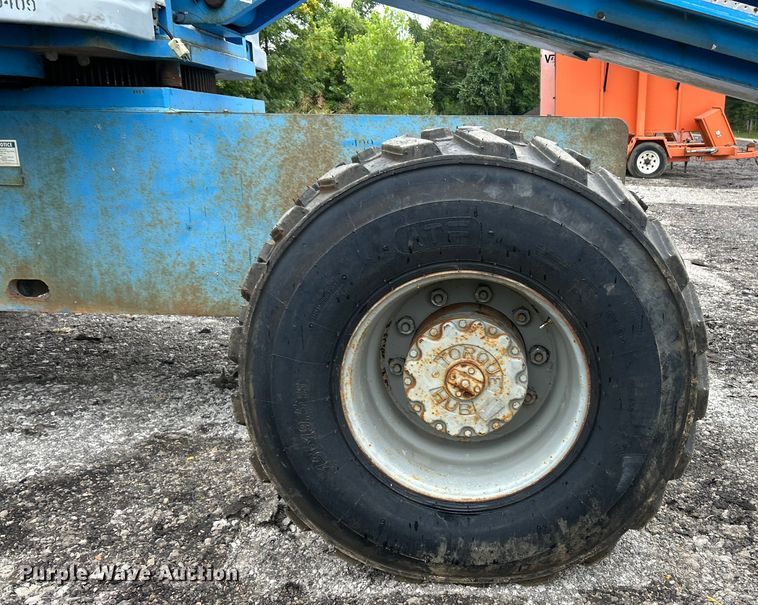 image for item EK3042 1999 Genie  S60 boom lift