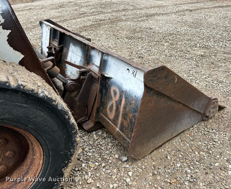 image for item EK3043 2003 Bobcat  S250 skid steer loader