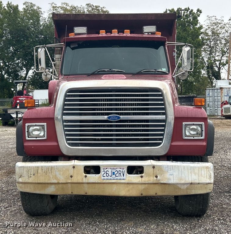 image for item EK3051 1997 Ford LT9000 dump truck