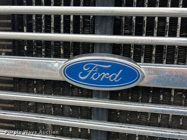 image for item EK3051 1997 Ford LT9000 dump truck