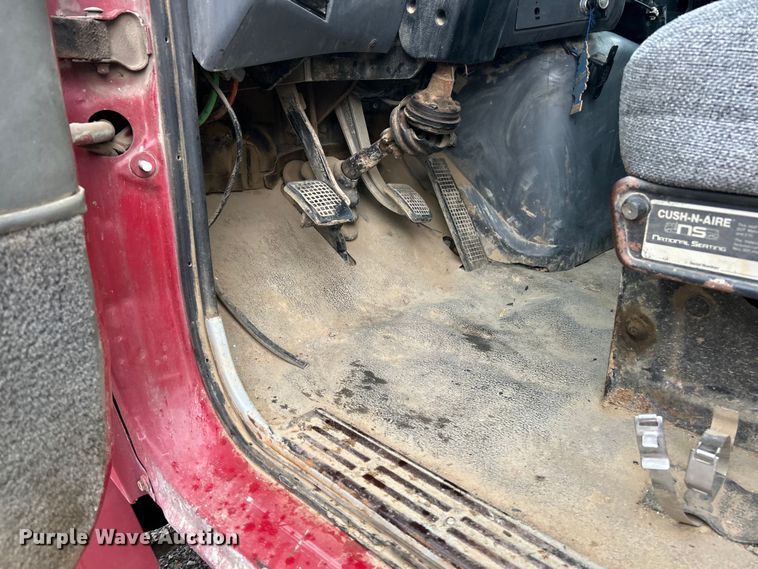 image for item EK3051 1997 Ford LT9000 dump truck