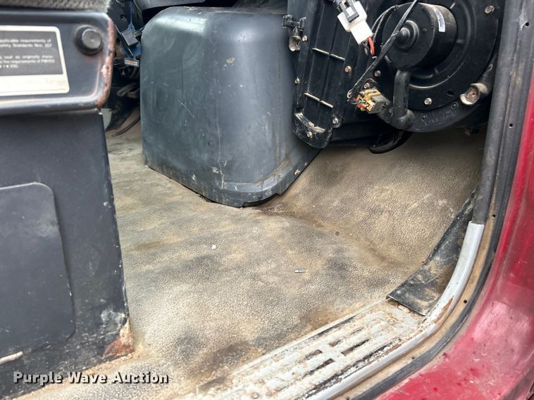 image for item EK3051 1997 Ford LT9000 dump truck