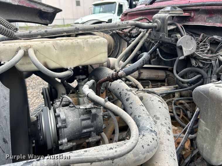 image for item EK3051 1997 Ford LT9000 dump truck