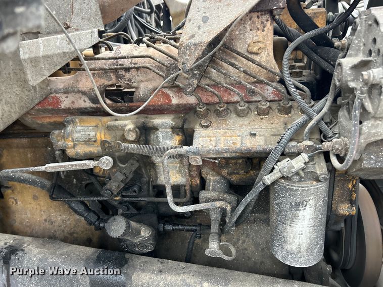 image for item EK3051 1997 Ford LT9000 dump truck