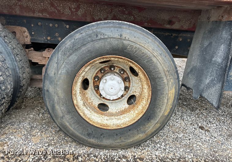 image for item EK3051 1997 Ford LT9000 dump truck