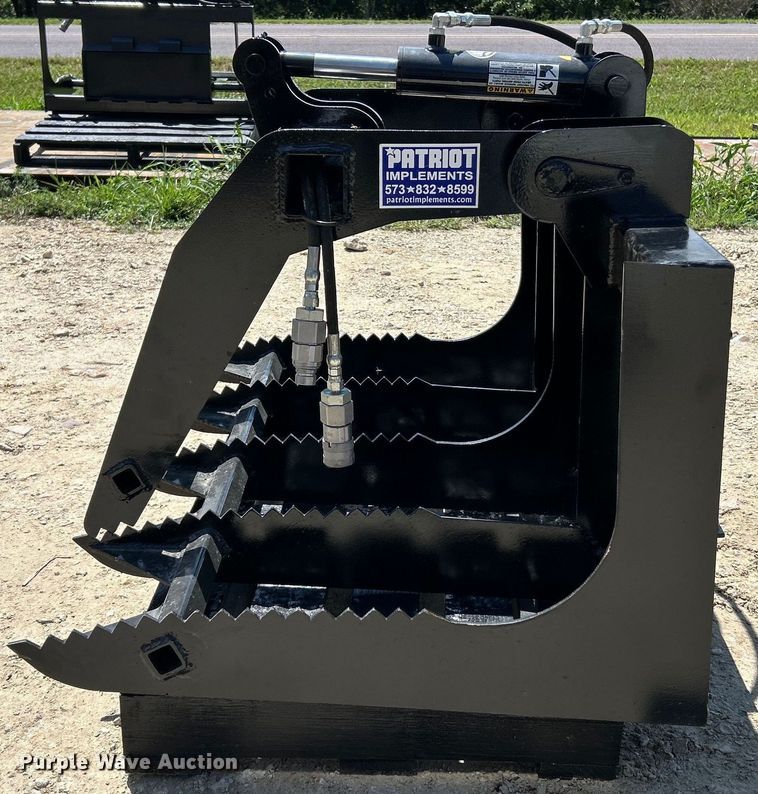 image for item EK3056 Patriot Implements compact utility loader rock grapple bucket