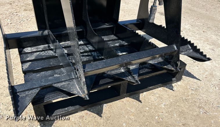 image for item EK3056 Patriot Implements compact utility loader rock grapple bucket