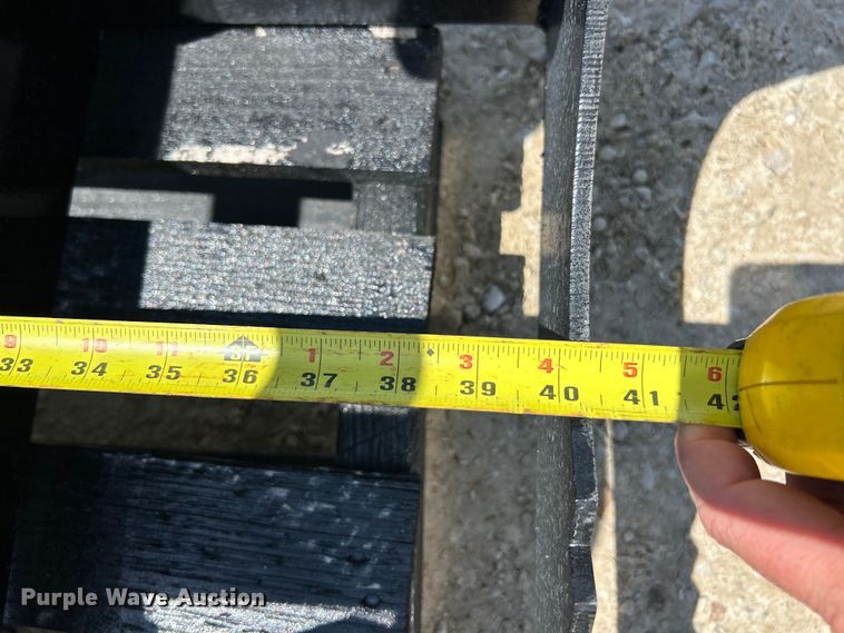 image for item EK3056 Patriot Implements compact utility loader rock grapple bucket