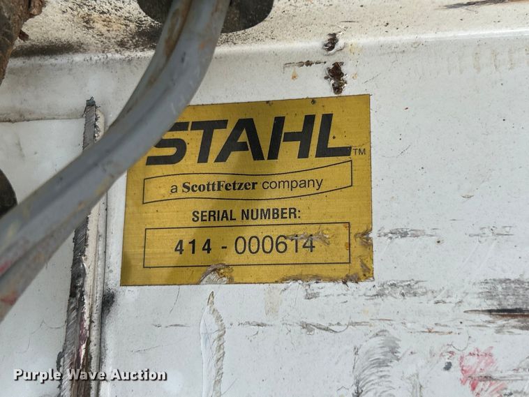 image for item EK3063 2014 Hino 338 utility / service truck