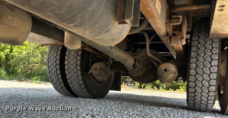 image for item EK3063 2014 Hino 338 utility / service truck