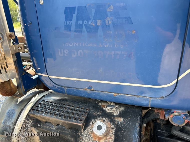 image for item EK3097 1994 Mack RD hook lift truck