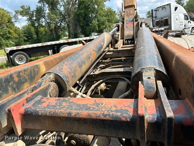 image for item EK3097 1994 Mack RD hook lift truck