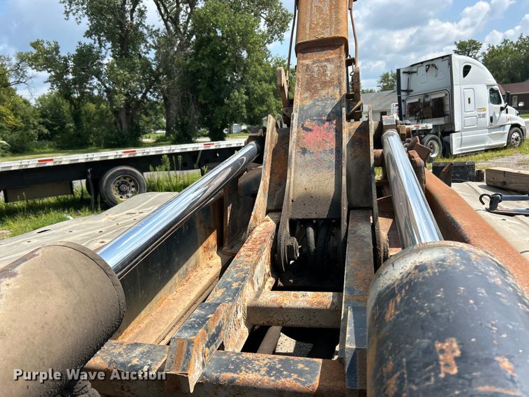 image for item EK3097 1994 Mack RD hook lift truck