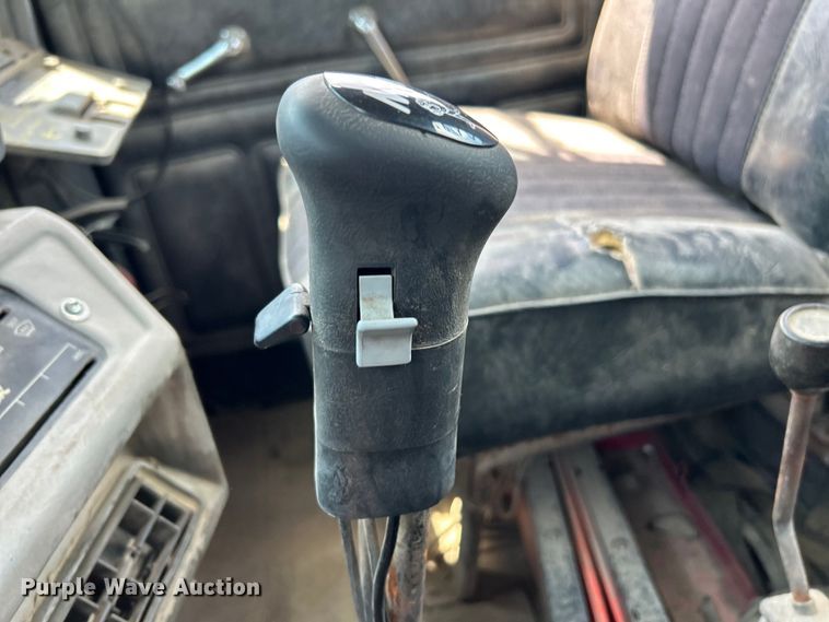 image for item EK3097 1994 Mack RD hook lift truck