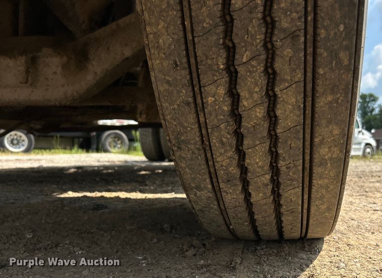 image for item EK3097 1994 Mack RD hook lift truck