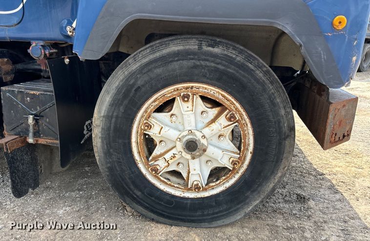 image for item EK3097 1994 Mack RD hook lift truck