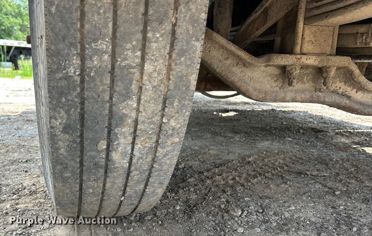 image for item EK3097 1994 Mack RD hook lift truck